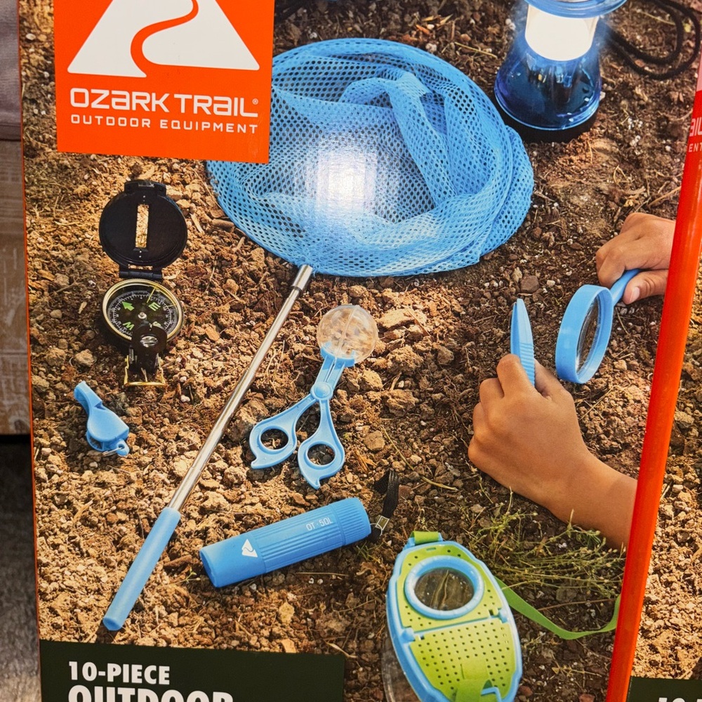Ozark Trail Blue Outdoor Gear Set
